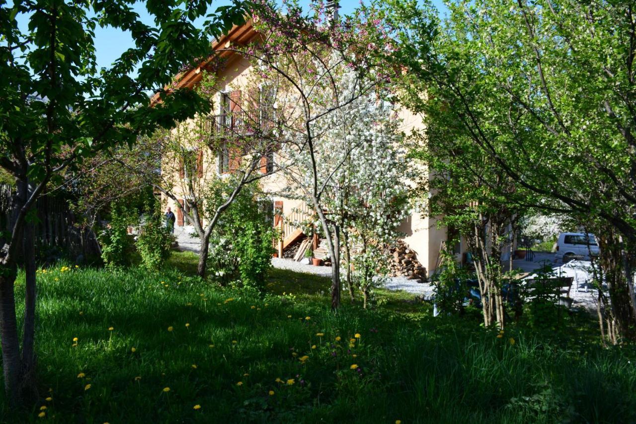 Gite-Auberge De Montvilliers Aime Εξωτερικό φωτογραφία