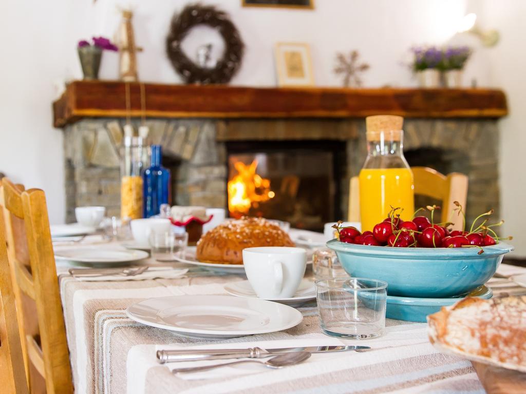 Gite-Auberge De Montvilliers Aime Εξωτερικό φωτογραφία