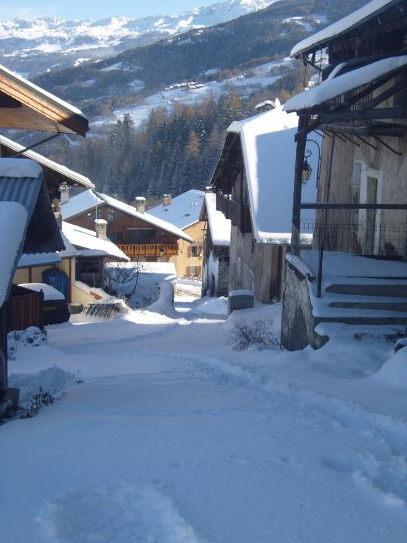 Gite-Auberge De Montvilliers Aime Εξωτερικό φωτογραφία